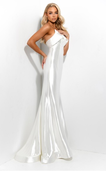 Jasz Couture 7315 Dress