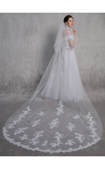 Two-tier Lace Applique Edge Cathedral Bridal Veils With Lace