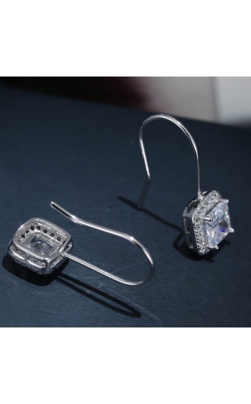 Unique Alloy With Irregular Cubic Zirconia Earrings