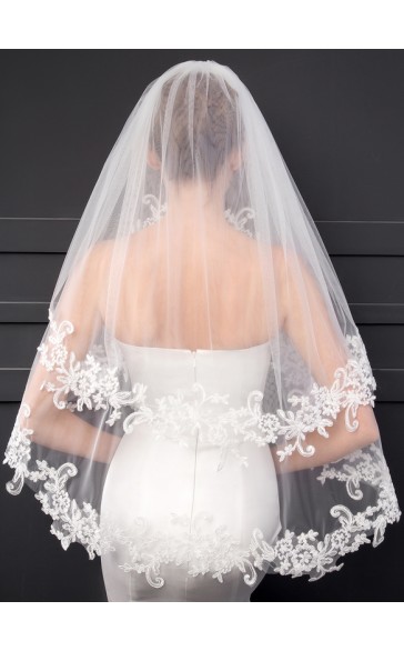 Two-tier Lace Applique Edge Elbow Bridal Veils With Lace