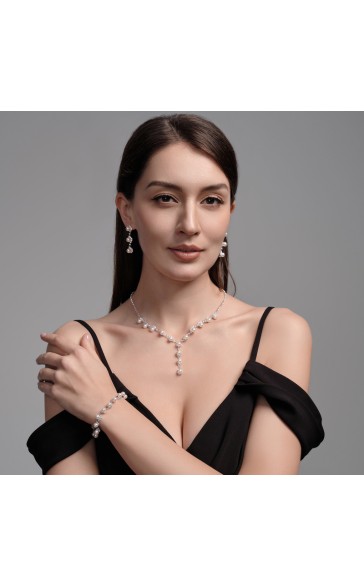 Ladies' Alloy With Irregular Rhinestone Jewelry Sets