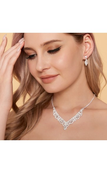 Ladies' Classic Alloy With Irregular Rhinestone Jewelry Sets