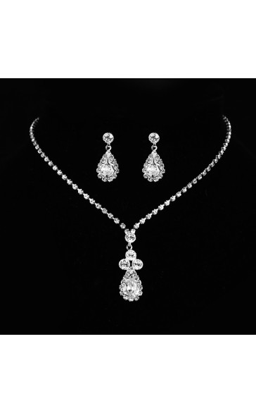 Ladies' Elegant Alloy With Irregular Rhinestone Jewelry Sets