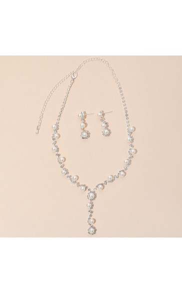 Ladies' Elegant Alloy With Irregular Rhinestone Jewelry Sets