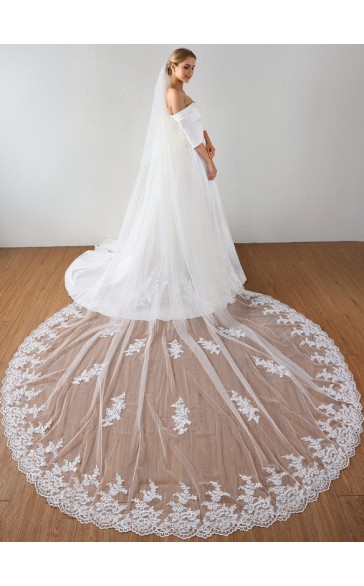 Two-tier Lace Applique Edge Cathedral Bridal Veils With Lace