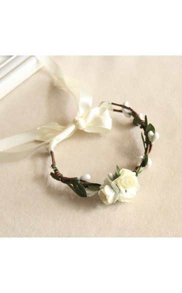 Lovely Single Flower Free-Form Silk Flower Wrist Corsage -