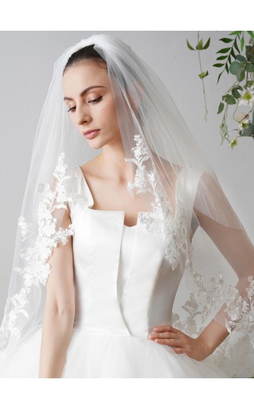 Two-tier Lace Applique Edge Fingertip Bridal Veils With Lace