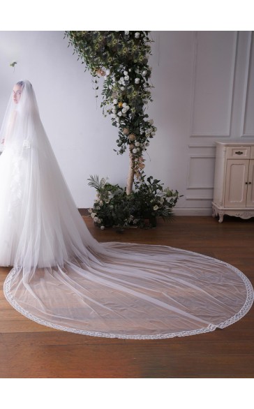 Two-tier Lace Applique Edge Cathedral Bridal Veils With Lace