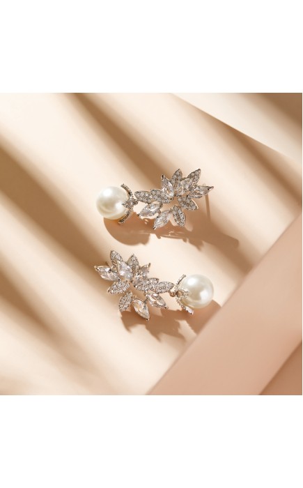 Elegant Alloy With Irregular Rhinestone Earrings