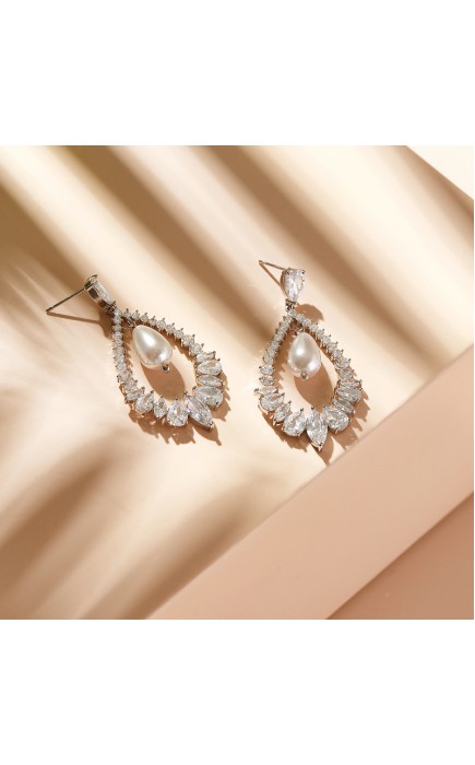 Elegant Alloy With Irregular Cubic Zirconia Earrings