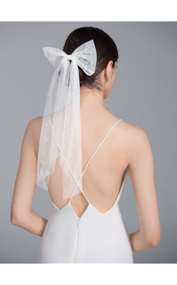 One-tier Cut Edge Elbow Bridal Veils With Lace