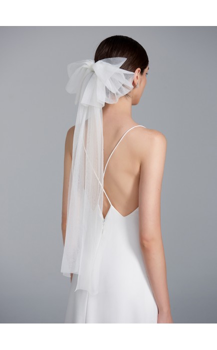 One-tier Cut Edge Elbow Bridal Veils With Lace