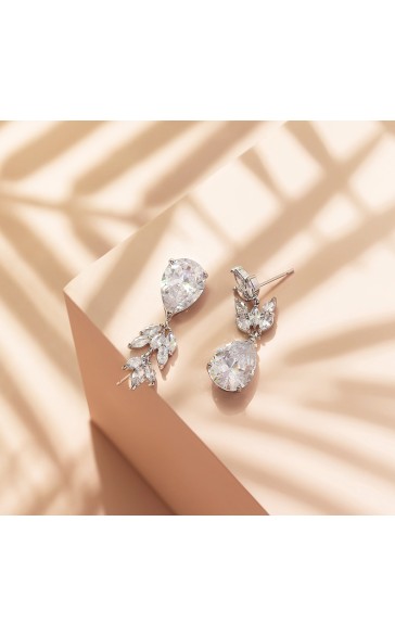 Ladies' Beautiful Alloy With Irregular Cubic Zirconia Earrings