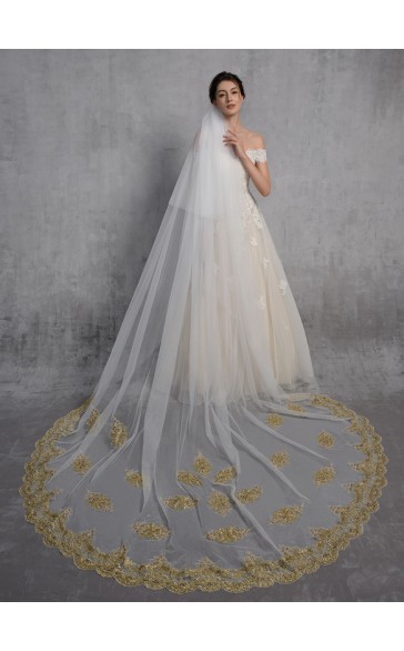 Two-tier Lace Applique Edge Cathedral Bridal Veils With Lace