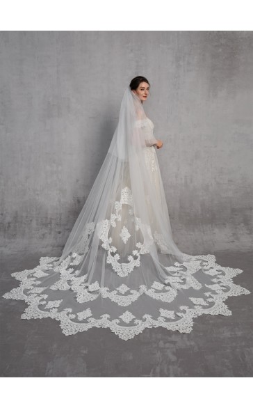 Two-tier Lace Applique Edge Cathedral Bridal Veils With Lace