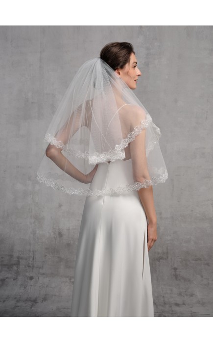 Two-tier Lace Applique Edge Elbow Bridal Veils With Lace