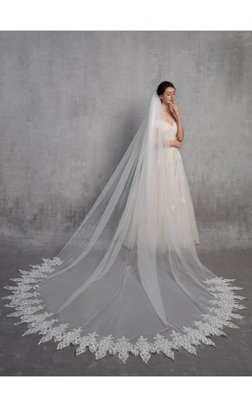 One-tier Lace Applique Edge Elbow Bridal Veils With Lace