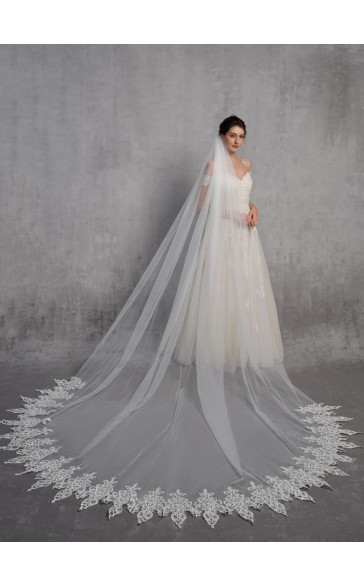 One-tier Lace Applique Edge Elbow Bridal Veils With Lace