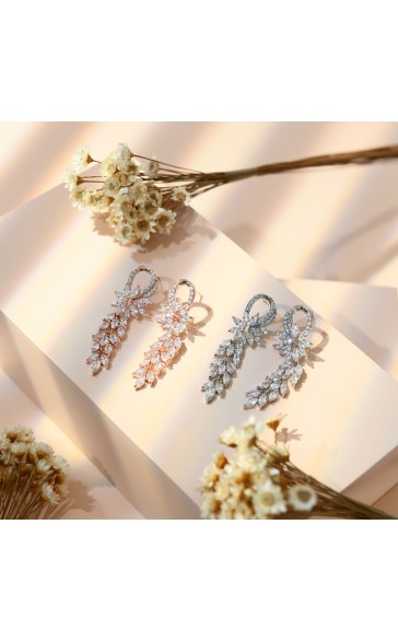 Ladies' Fashionable Alloy With Irregular Cubic Zirconia Earrings