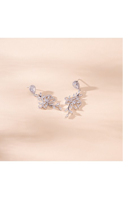 Ladies' Fashionable Alloy With Irregular Cubic Zirconia Earrings