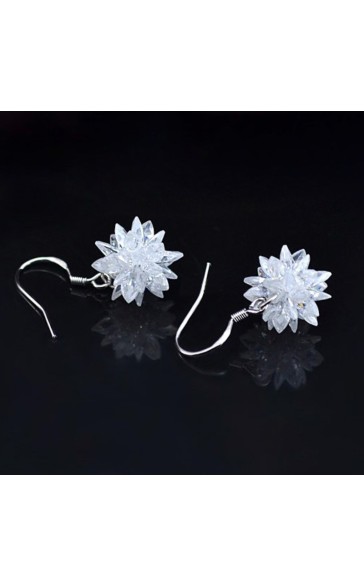 Ladies'/Couples' Elegant/Fashionable/Classic Alloy With Irregular Crystal Earrings