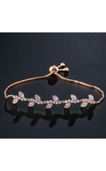 Ladies'/Couples' Elegant/Fashionable/Classic Alloy With Irregular Cubic Zirconia Bracelets