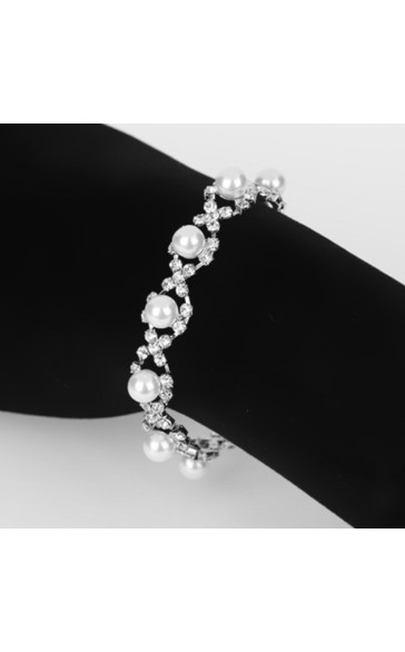 Ladies' Elegant/Beautiful/Classic Alloy With Irregular Cubic Zirconia Bracelets