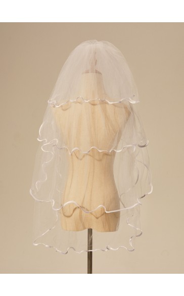 Four-tier Waltz Bridal Veils With Ribbon