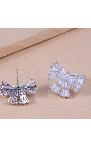 Elegant/Beautiful/Classic/Pretty/Attractive Alloy With Irregular Cubic Zirconia Earrings