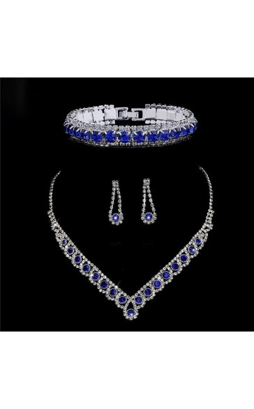 Ladies' Elegant/Beautiful/Classic/Pretty/Attractive Alloy With Irregular Rhinestone Jewelry Sets