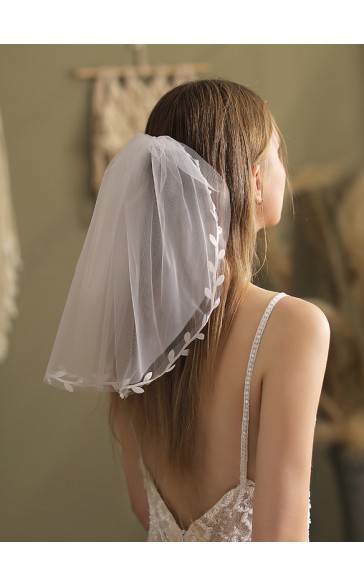 Two-tier Lace Applique Edge Shoulder Veils With Lace