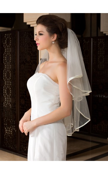 One-tier Satin Edge Waltz Bridal Veils With Ribbon/Faux Pearl