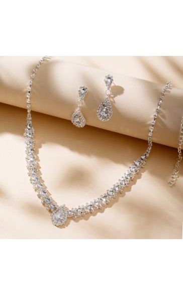 Gorgeous Alloy With Irregular Rhinestone Jewelry Sets