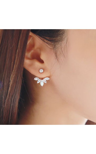 Ladies' Lovely Alloy With Irregular Rhinestone Earrings