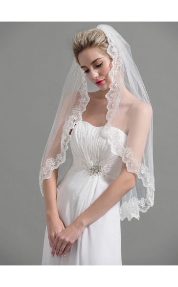 One-tier Lace Applique Edge Fingertip Bridal Veils With Lace